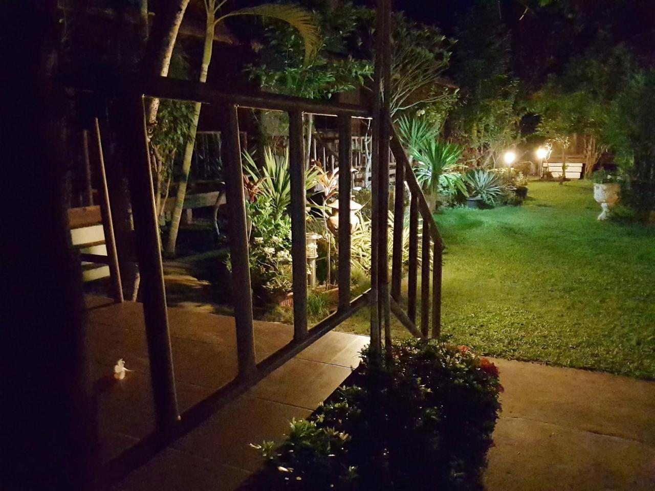 Thai Garden Inn Kanchanaburi Exterior photo